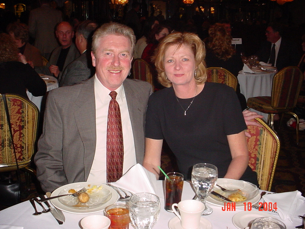 MARK McHUGH and KATHY.jpg (198932 bytes)