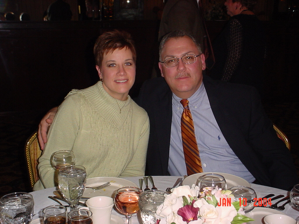 PETE DINARDO and PAMELA.jpg (162338 bytes)